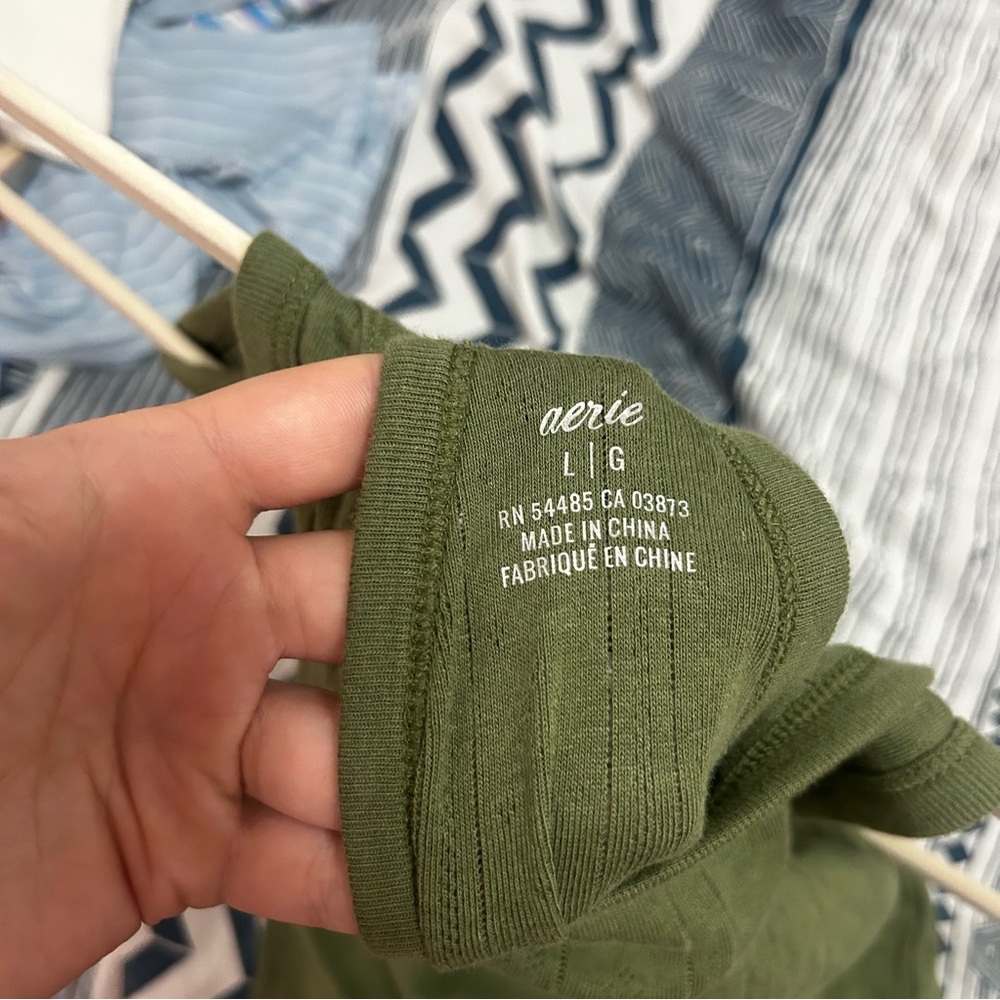 Aerie Green tank top for layering - Picture 5 of 6